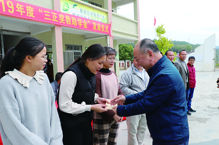 IMG_7071.jpg IMG_7071.jpg