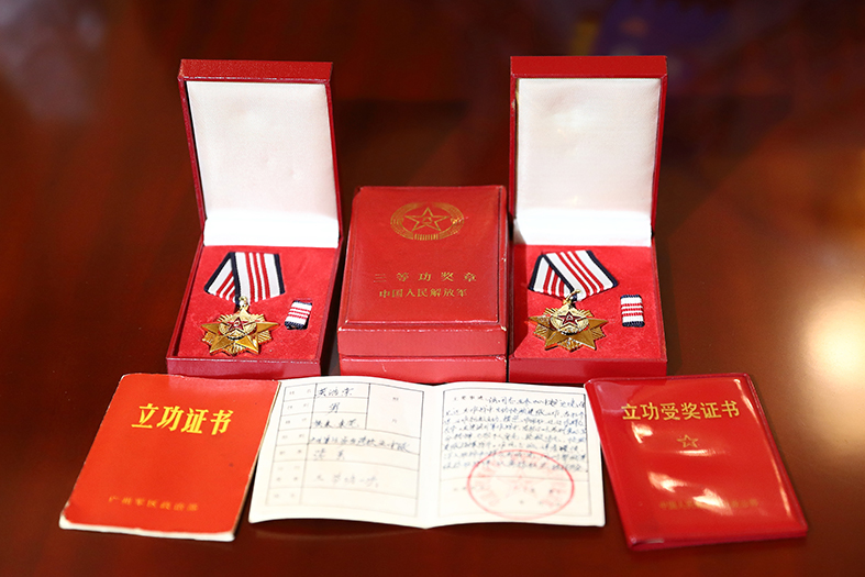 IMG_0922.jpg IMG_0922.jpg